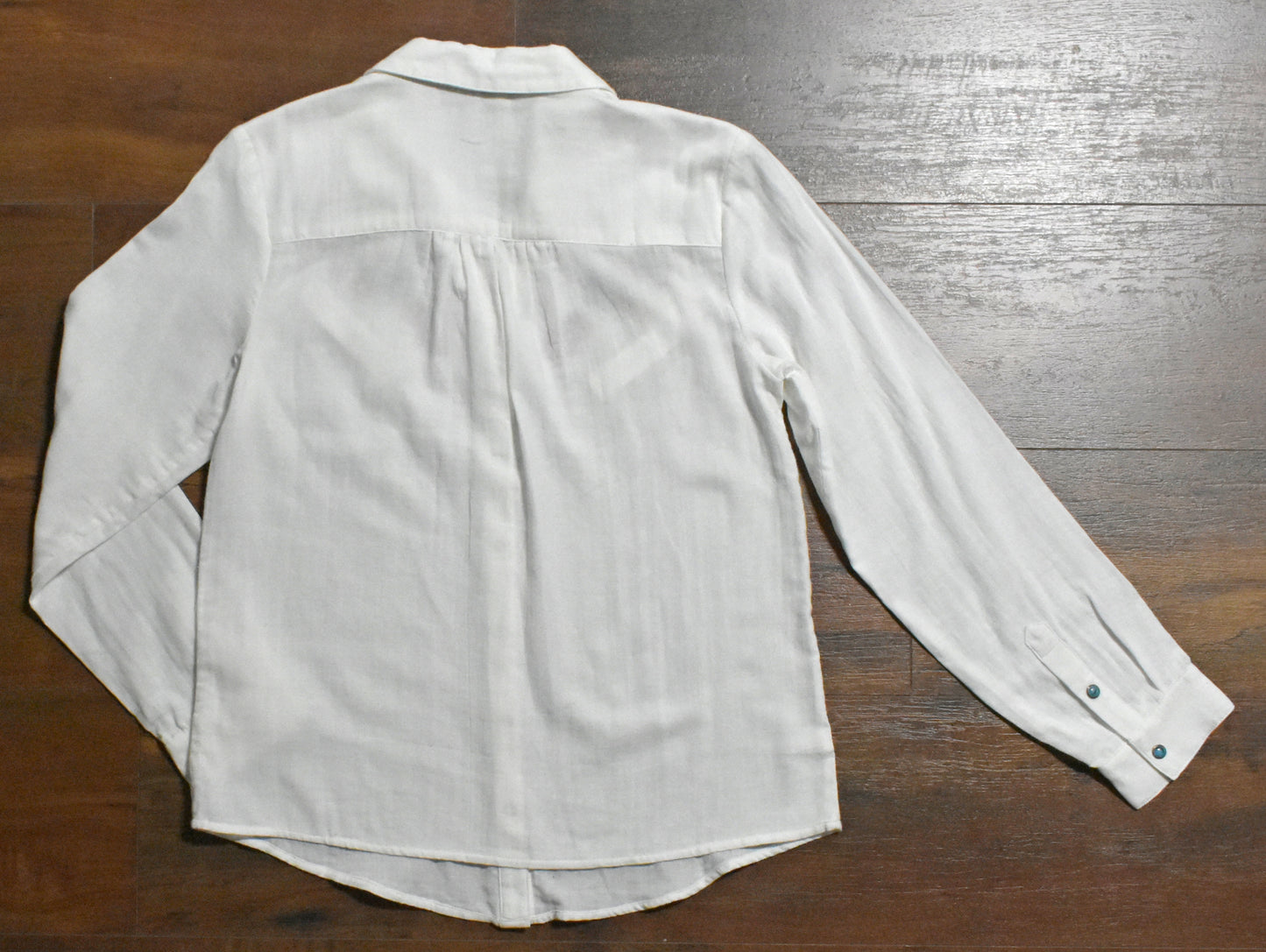 Winnie white shirt back view