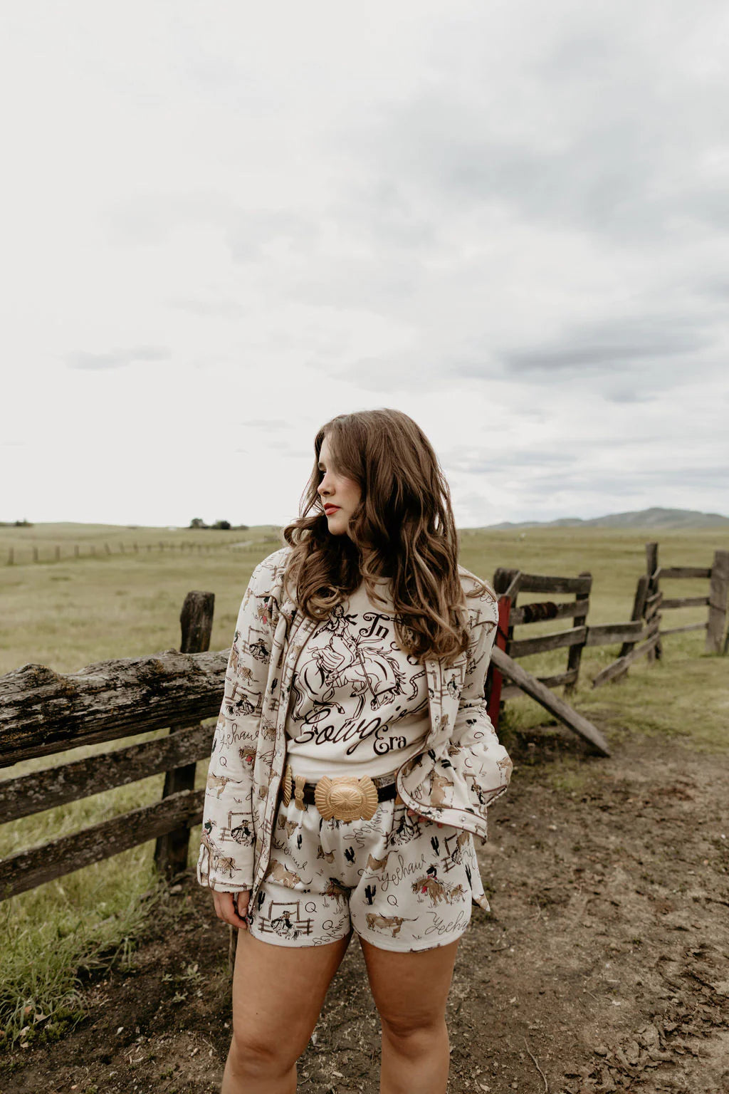 Woman in western outfit, 8L5A7321