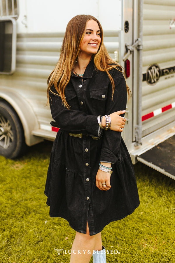 Black denim dress DDR037-BLK__1, woman in front of trailer