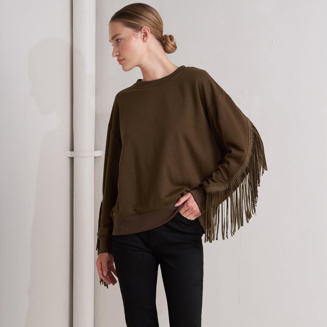 FRINGE CITY PULLOVER KNIT TOP