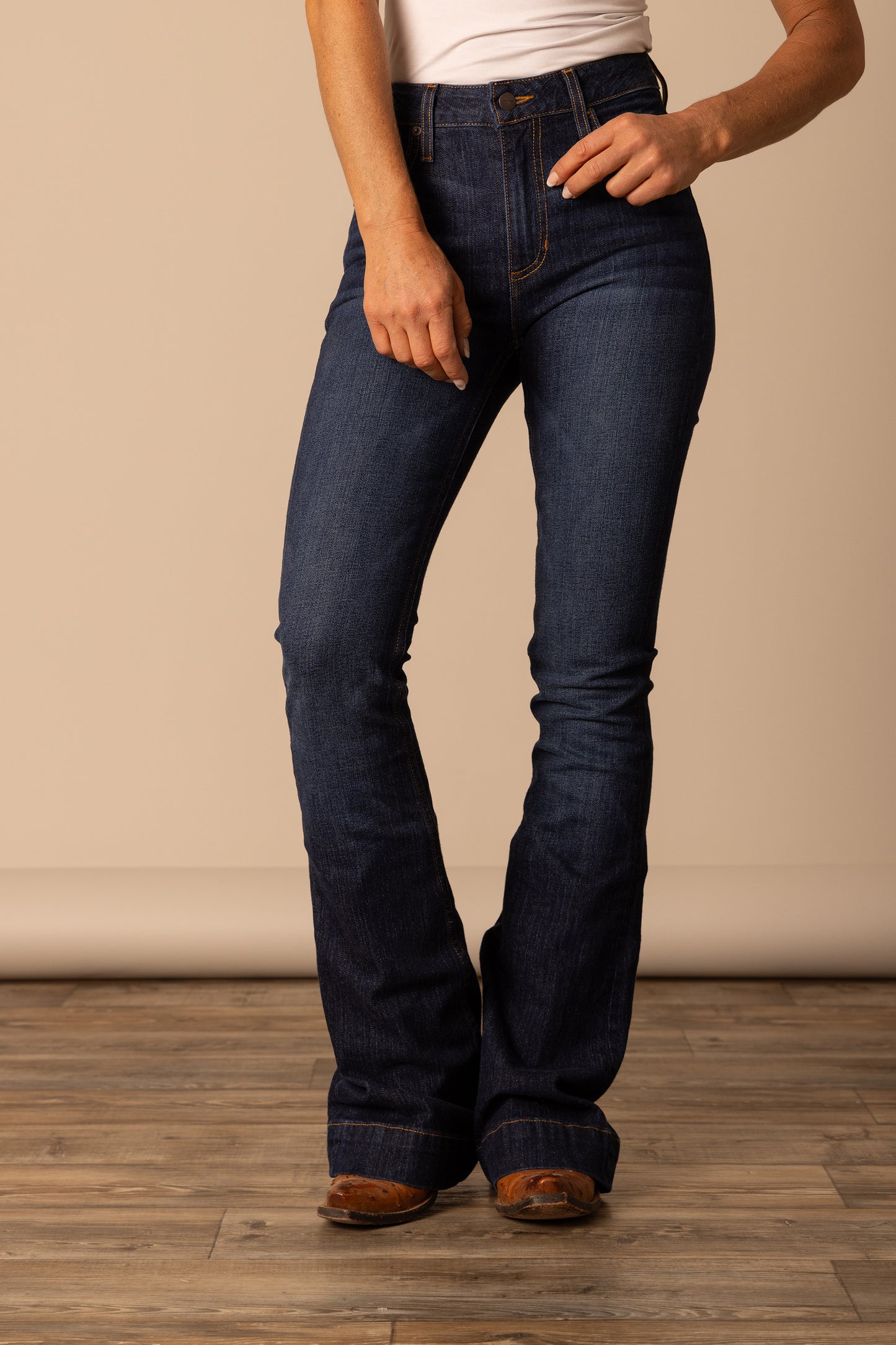 Jennifer wearing blue denim women's jeans