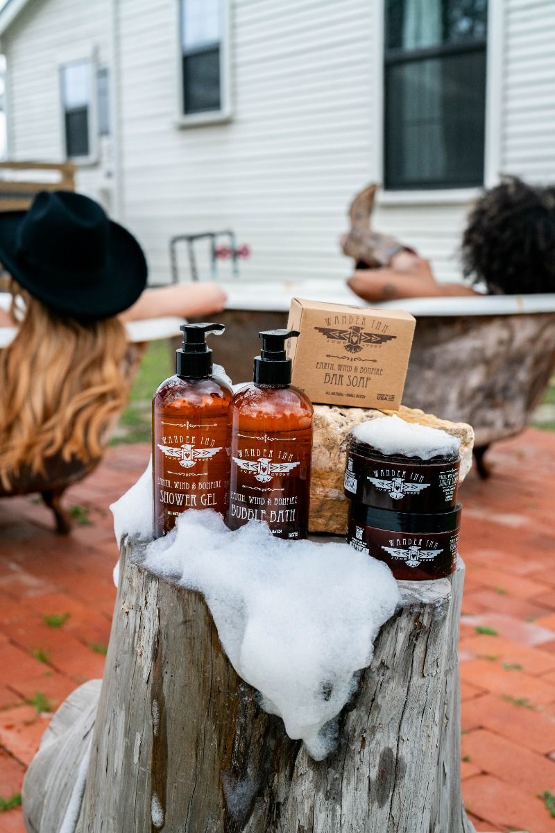 Western Co. grooming products on a tree stump, dsc08353_1