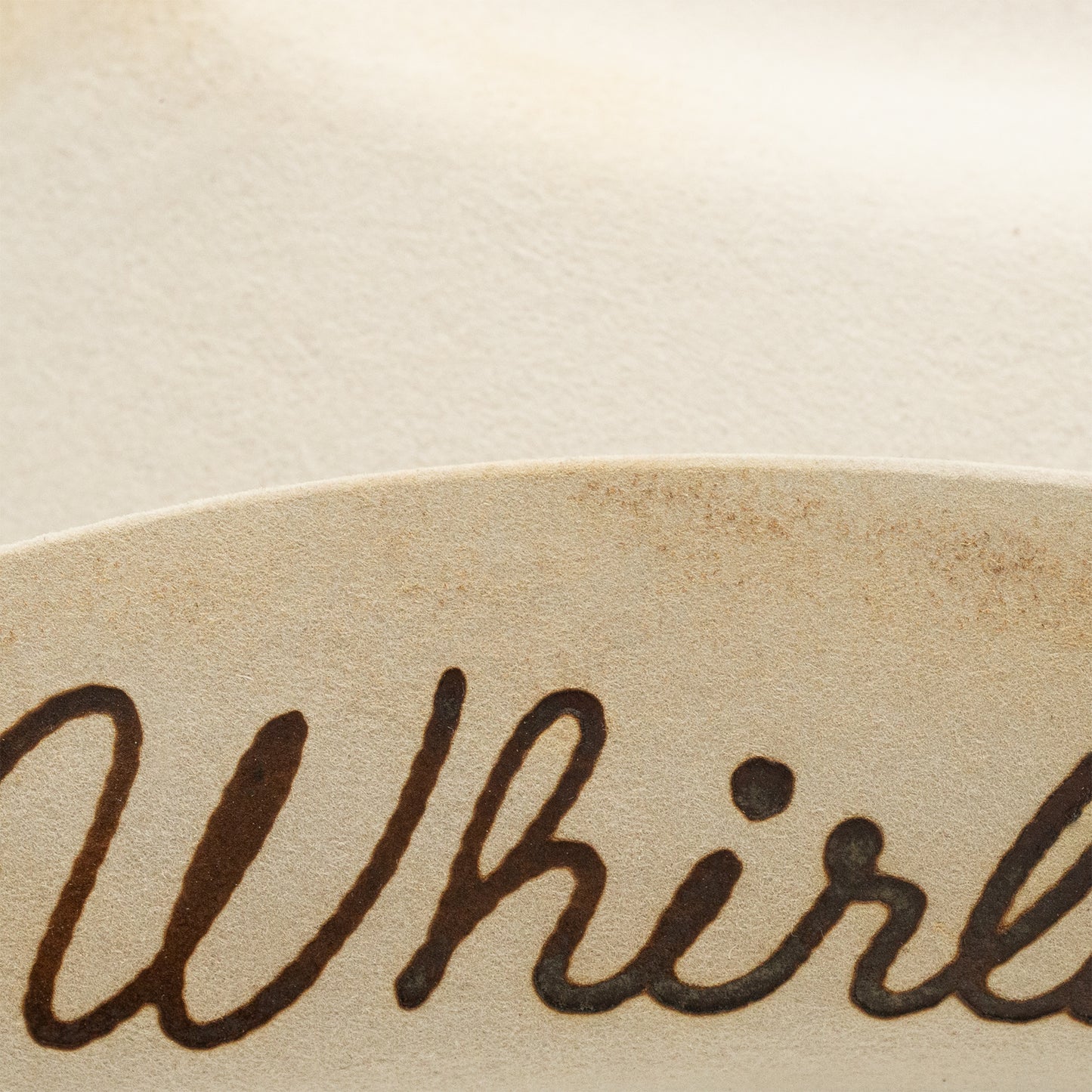Whirl detail on ceramic plate (unnamed-302)