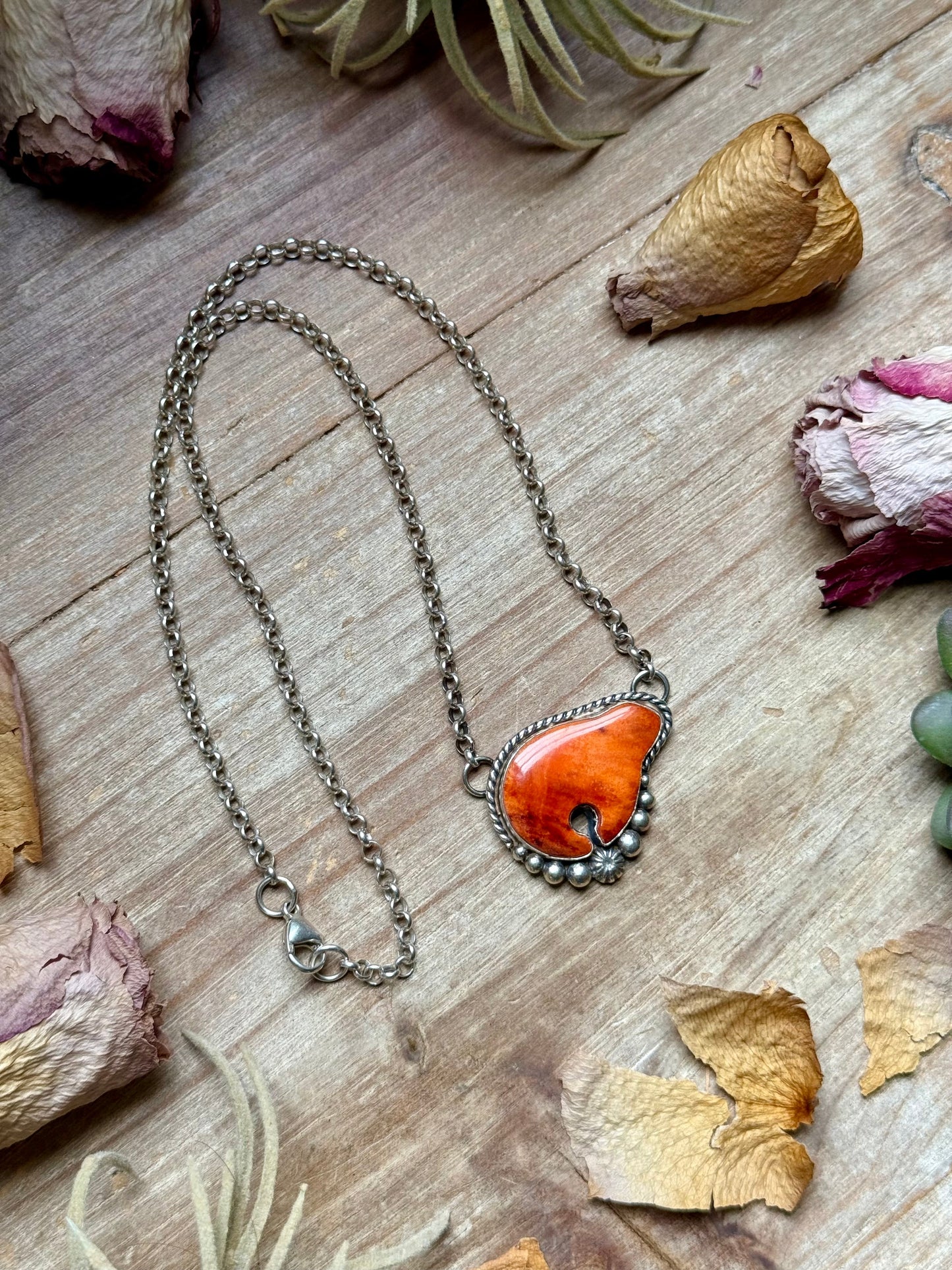 116 - Sterling Silver Orange Spiny Oyster Bear Fixed Chain Necklace by Jason Ogg