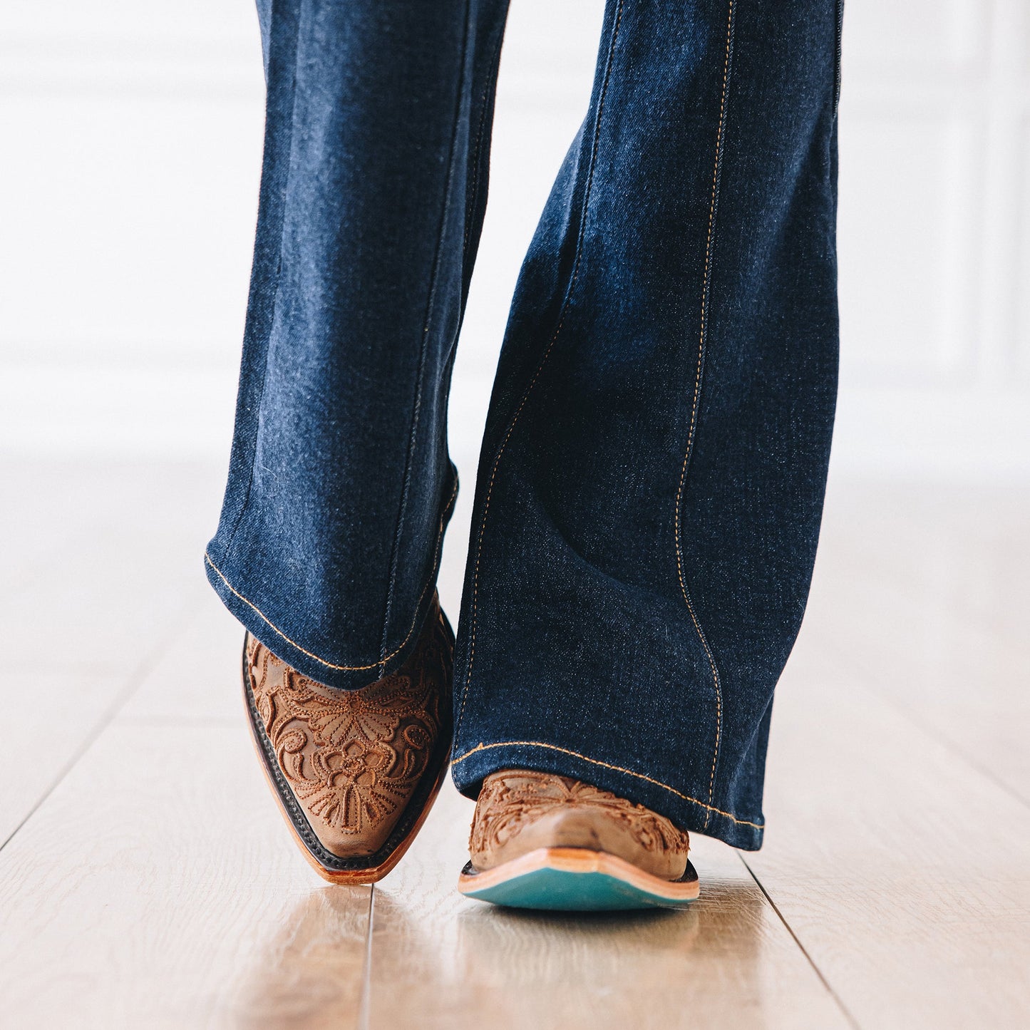 Robin Slingback Mule - Burnt Caramel